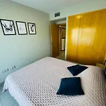 Hermoso Piso En Un Paso De La Playa De Fenals Con Piscina Holiday home *