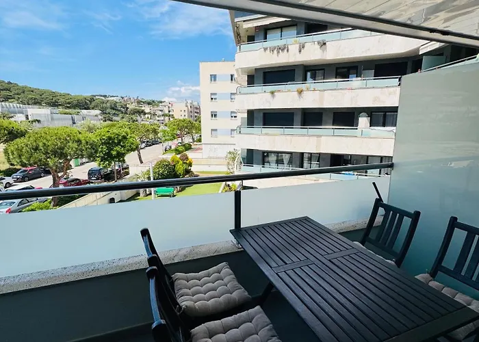 Hermoso Piso En Un Paso De La Playa De Fenals Con Piscina *