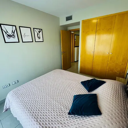 Hermoso Piso En Un Paso De La Playa De Fenals Con Piscina Semesterbostad *