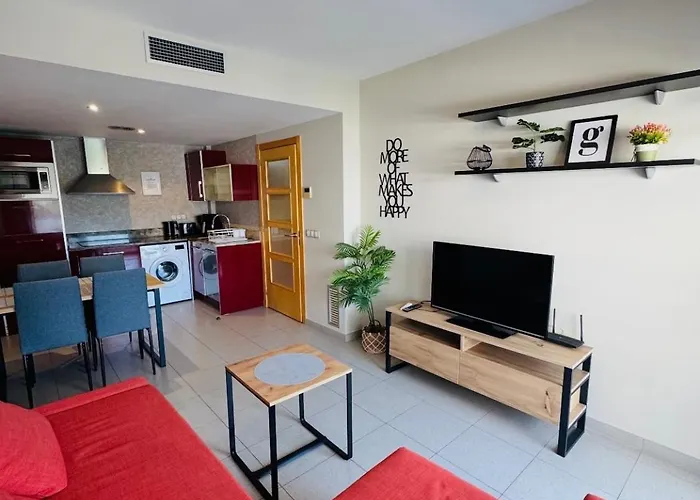 Hermoso Piso En Un Paso De La Playa De Fenals Con Piscina *